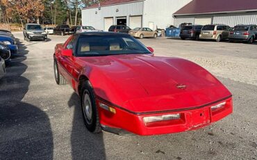 Chevrolet-Corvette-1984-red-6