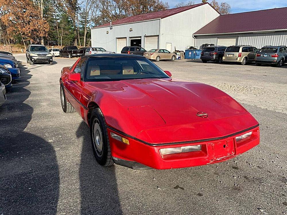 Chevrolet-Corvette-1984-red-6