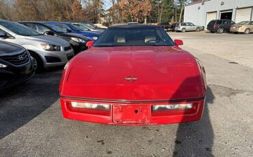 Chevrolet-Corvette-1984-red-7