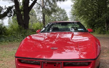 Chevrolet-Corvette-1985-Coupe-11