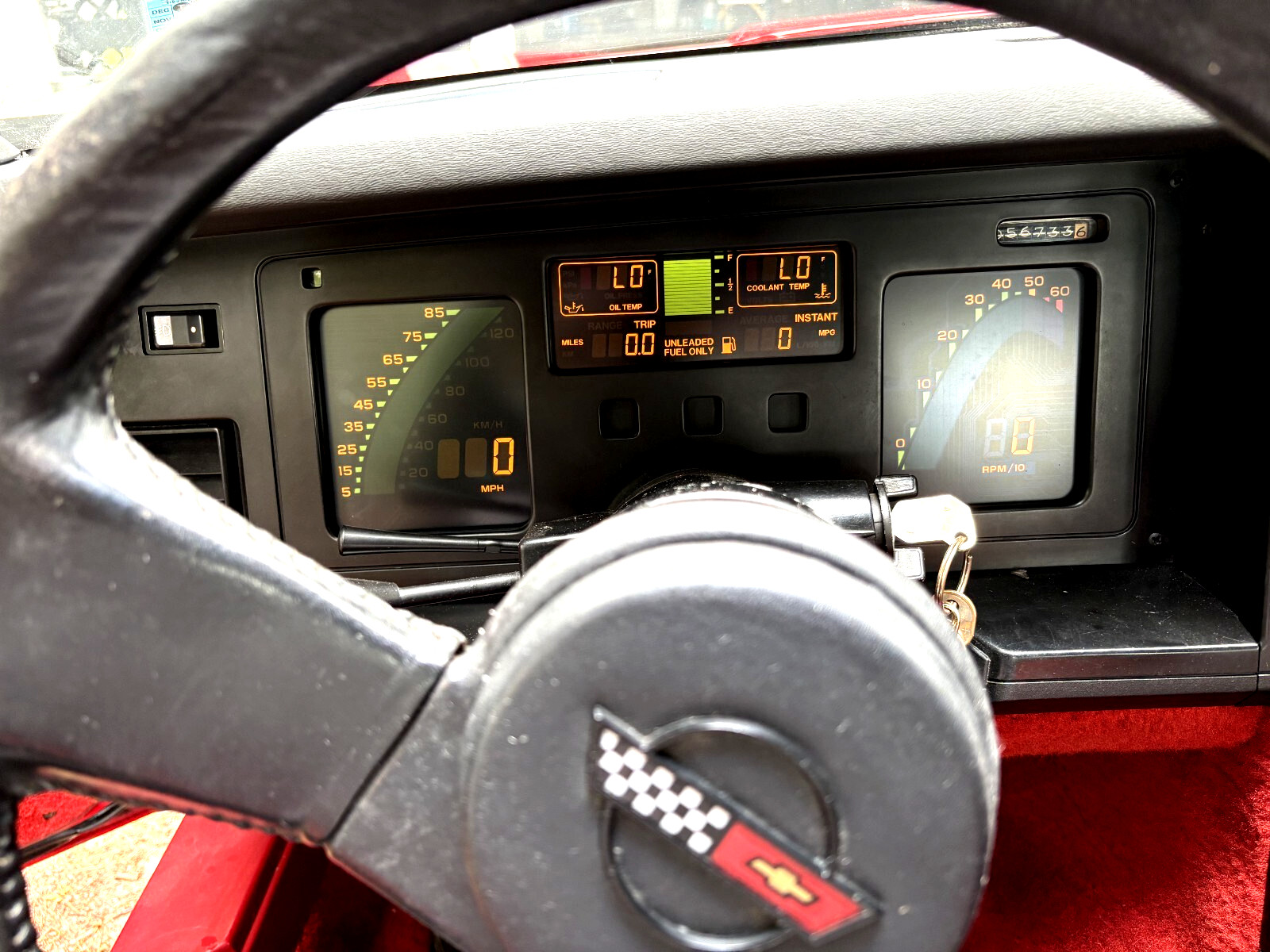 Chevrolet-Corvette-1985-Coupe-15