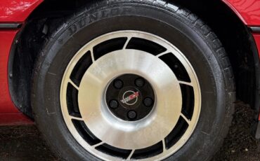 Chevrolet-Corvette-1985-Coupe-25