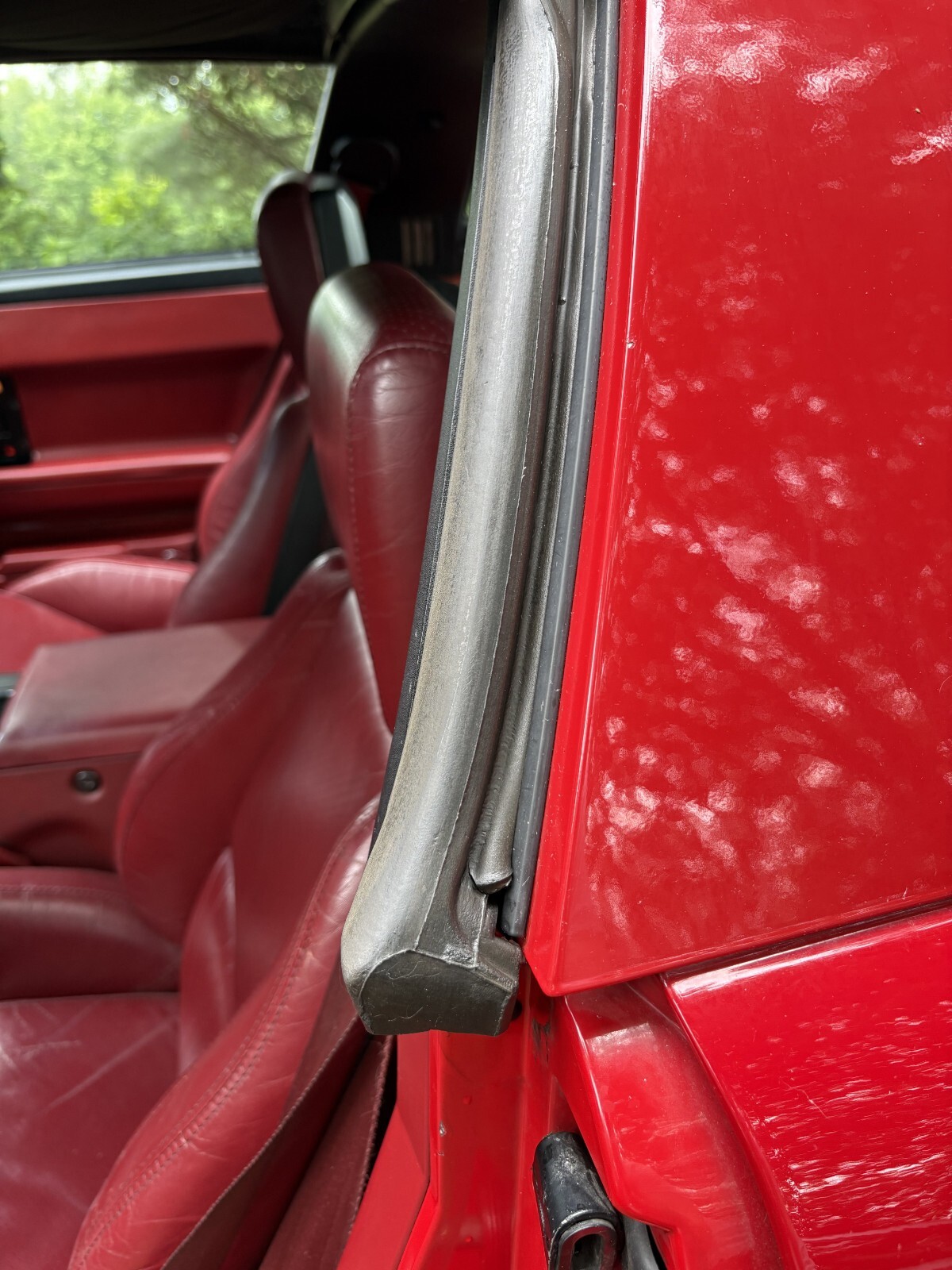 Chevrolet-Corvette-1985-Coupe-31