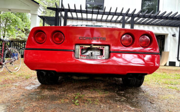 Chevrolet-Corvette-1985-Coupe-8