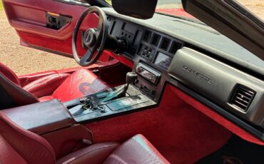 Chevrolet-Corvette-1985-Hatchback-4