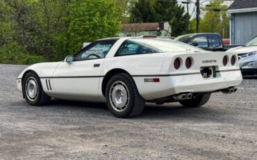 Chevrolet-Corvette-1986