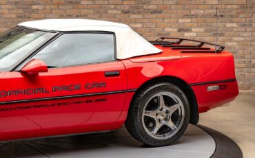 Chevrolet-Corvette-1986-Convertible-11
