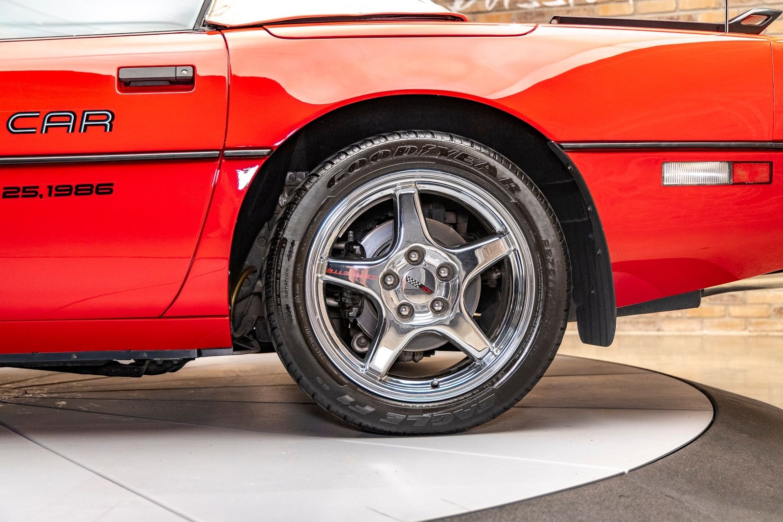 Chevrolet-Corvette-1986-Convertible-15