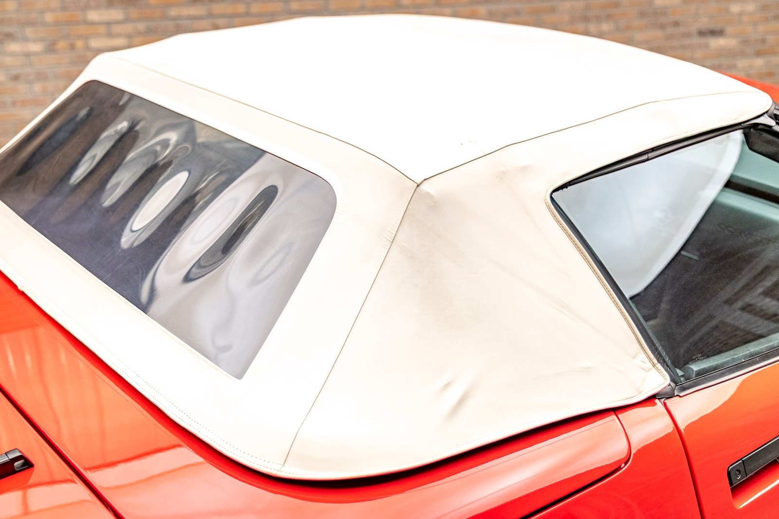 Chevrolet-Corvette-1986-Convertible-20