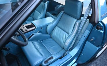 Chevrolet-Corvette-1987-Coupe-17