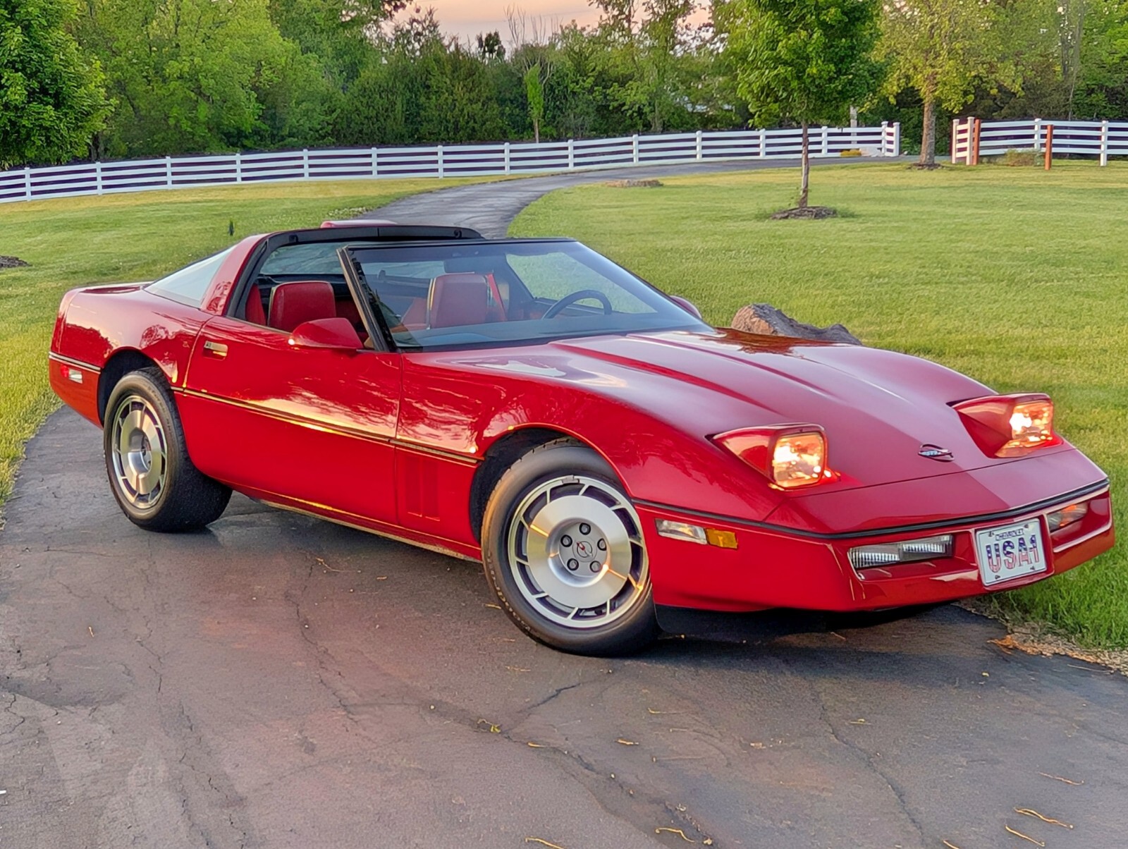 Chevrolet-Corvette-1987-Coupe-7