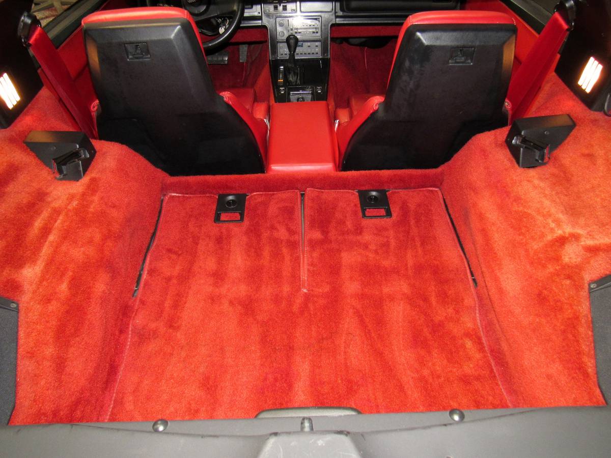 Chevrolet-Corvette-1987-red-14