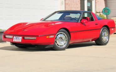 Chevrolet-Corvette-1987-red