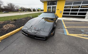 Chevrolet-Corvette-1988-1