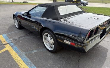Chevrolet-Corvette-1988-14