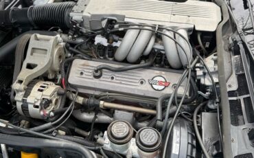 Chevrolet-Corvette-1988-23