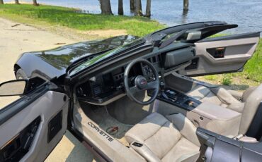 Chevrolet-Corvette-1988-Convertible-11