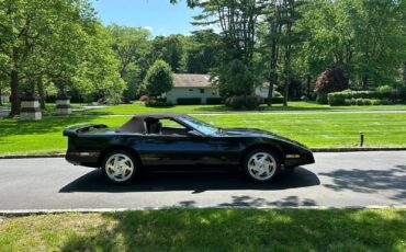 Chevrolet-Corvette-1988-Convertible-11