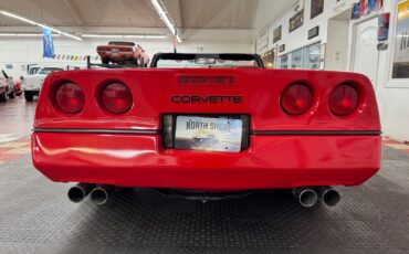Chevrolet-Corvette-1988-Convertible-22