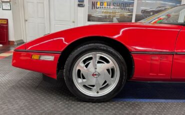 Chevrolet-Corvette-1988-Convertible-26