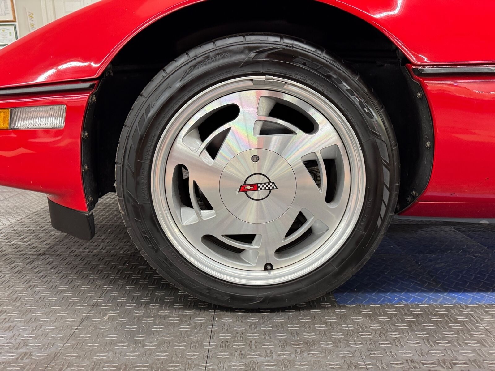 Chevrolet-Corvette-1988-Convertible-30