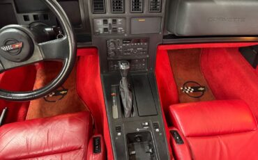 Chevrolet-Corvette-1988-Convertible-34