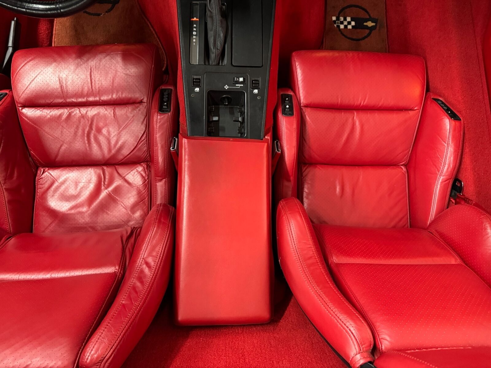 Chevrolet-Corvette-1988-Convertible-35