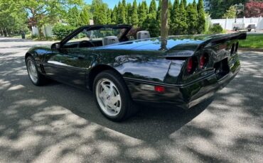 Chevrolet-Corvette-1988-Convertible-8