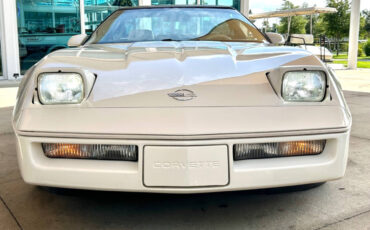 Chevrolet-Corvette-1988-Hatchback-2