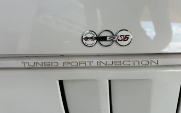 Chevrolet-Corvette-1988-Hatchback-20