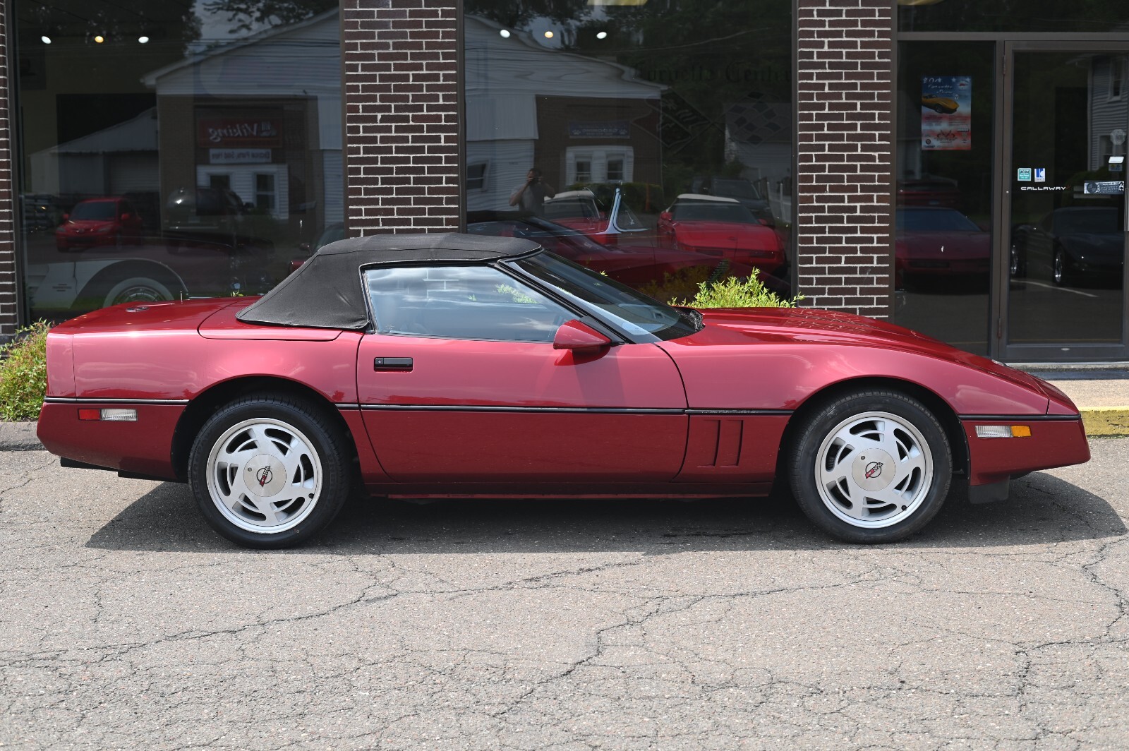 Chevrolet-Corvette-1989-Convertible-23