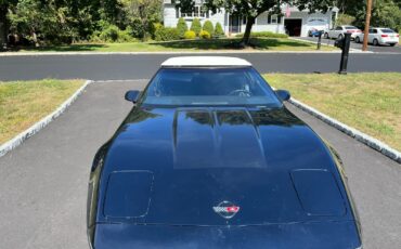 Chevrolet-Corvette-1989-Convertible-3