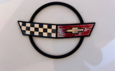 Chevrolet-Corvette-1989-Hatchback-20