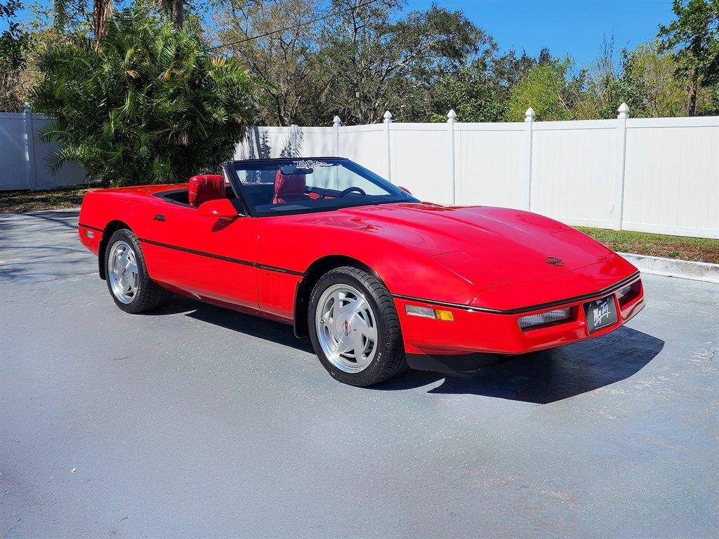 Chevrolet-Corvette-1989-red-1