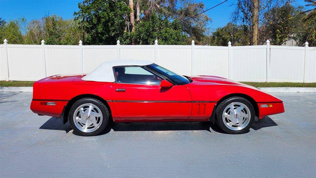 Chevrolet-Corvette-1989-red-11