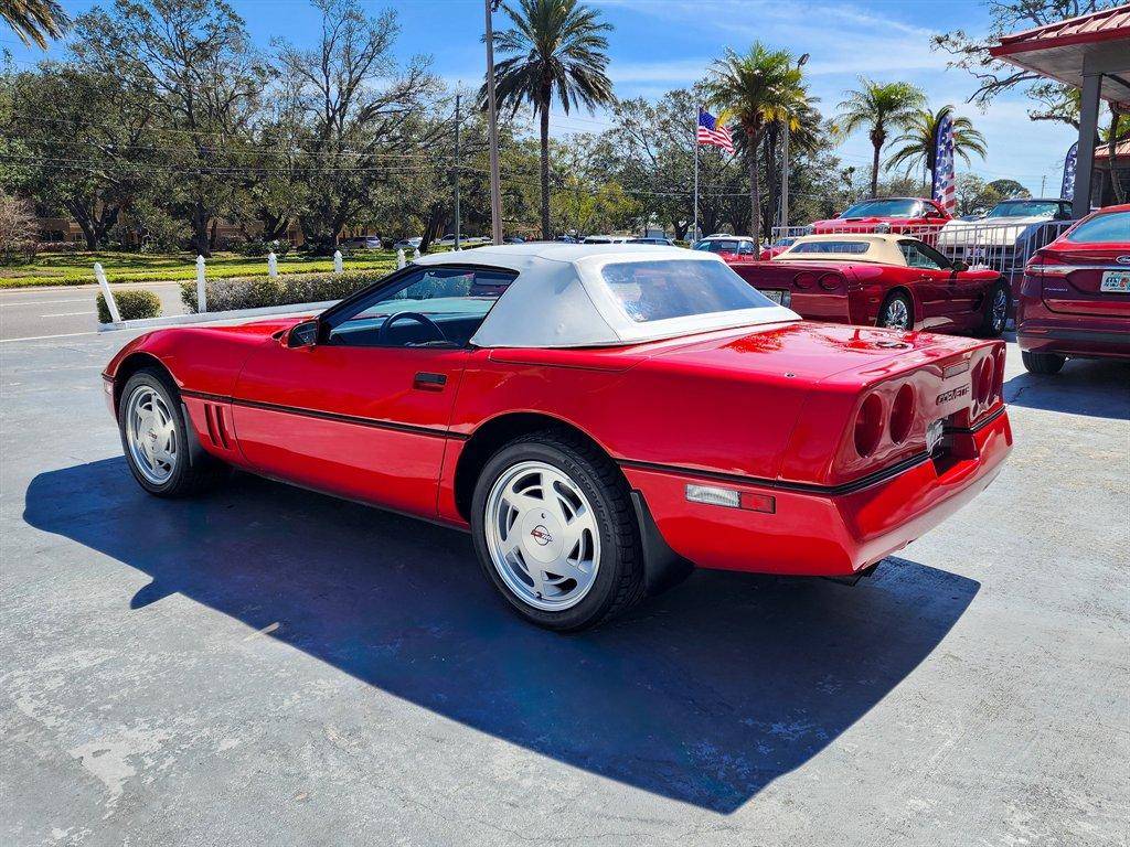 Chevrolet-Corvette-1989-red-8