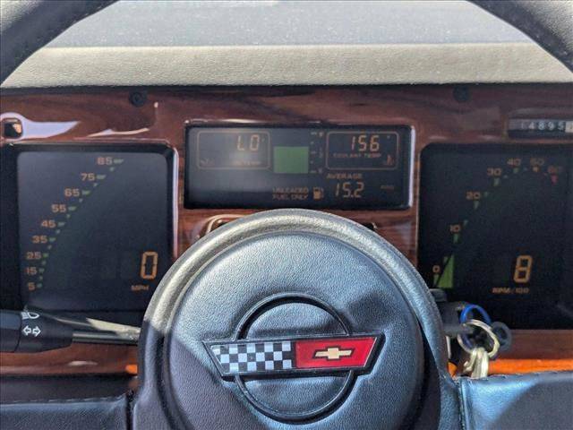 Chevrolet-Corvette-1989-red-9