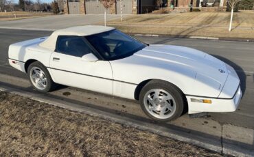 Chevrolet-Corvette-1990-Convertible-10