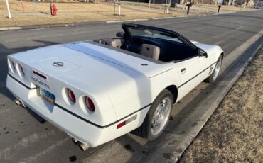Chevrolet-Corvette-1990-Convertible-3