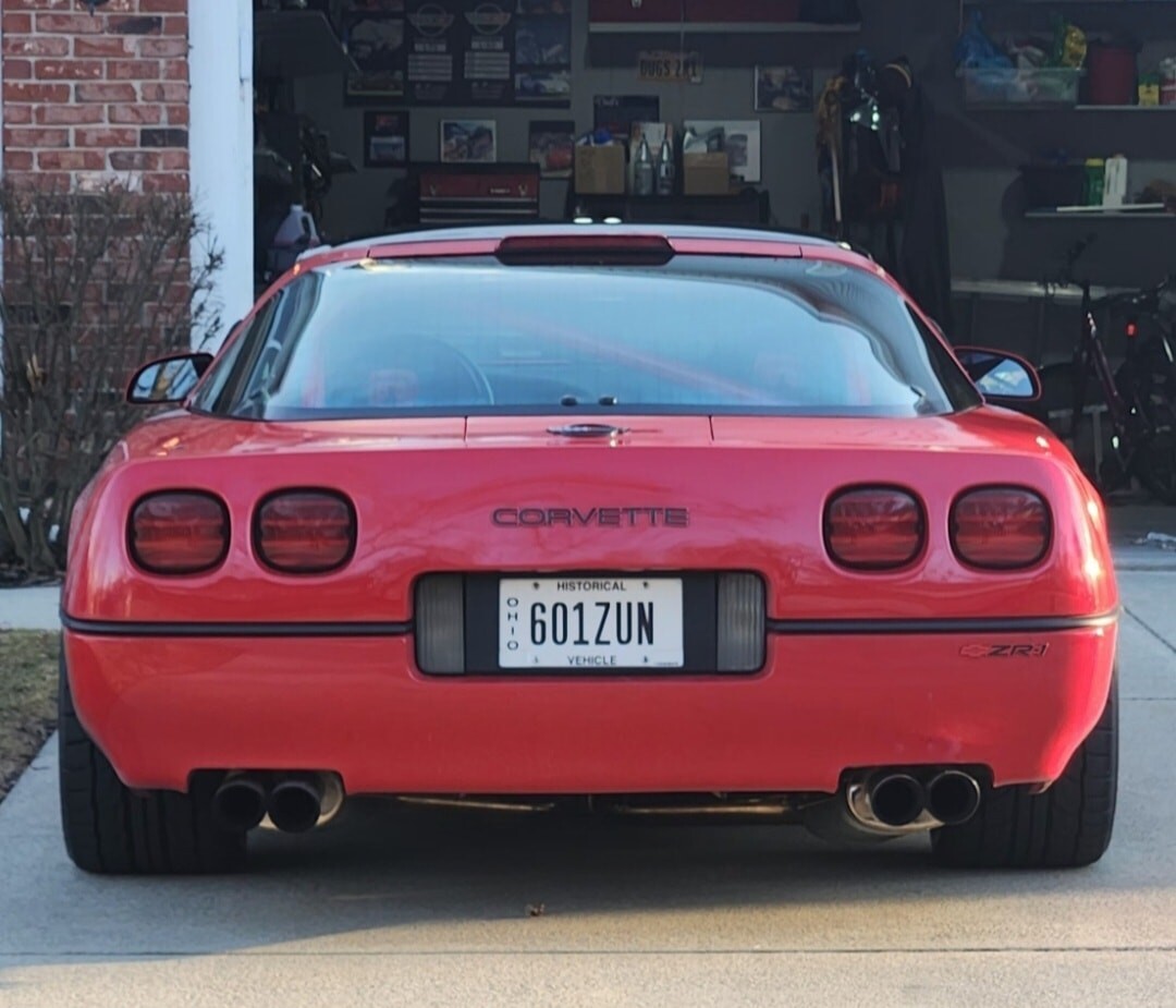 Chevrolet-Corvette-1990-Coupe-1