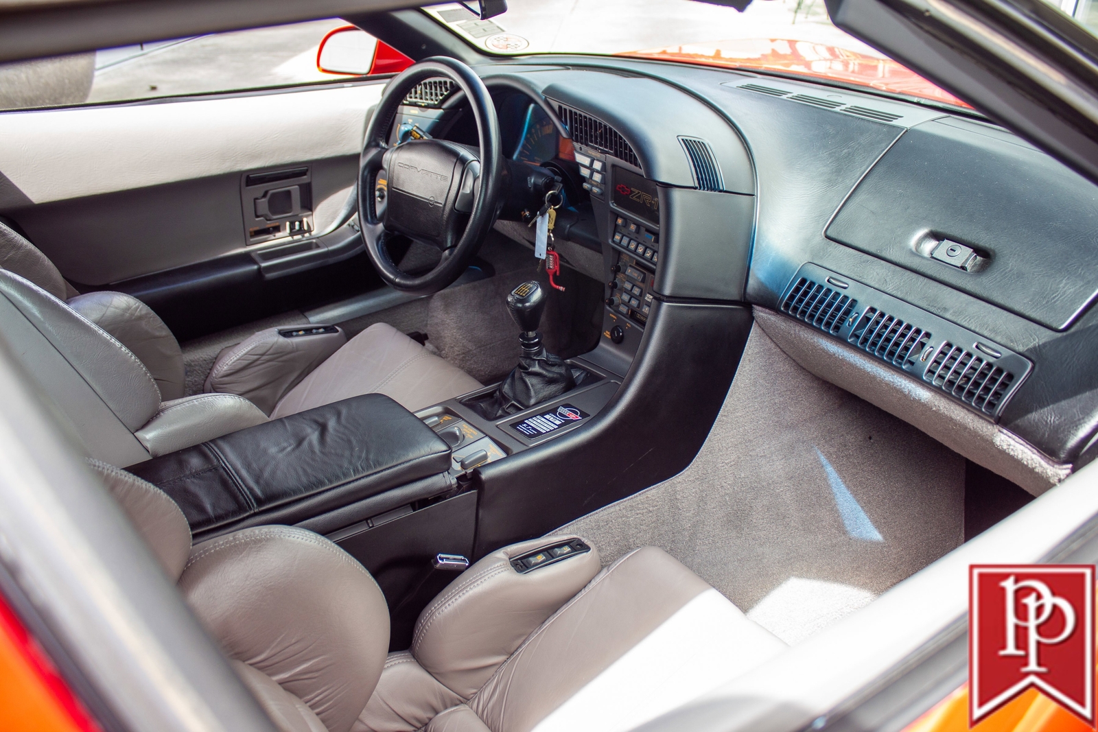 Chevrolet-Corvette-1990-Coupe-10