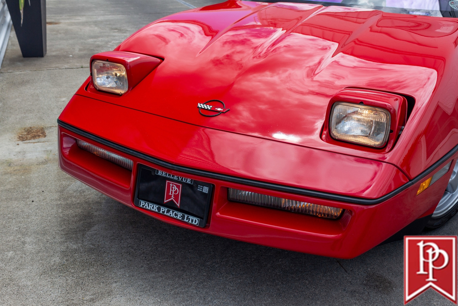 Chevrolet-Corvette-1990-Coupe-2