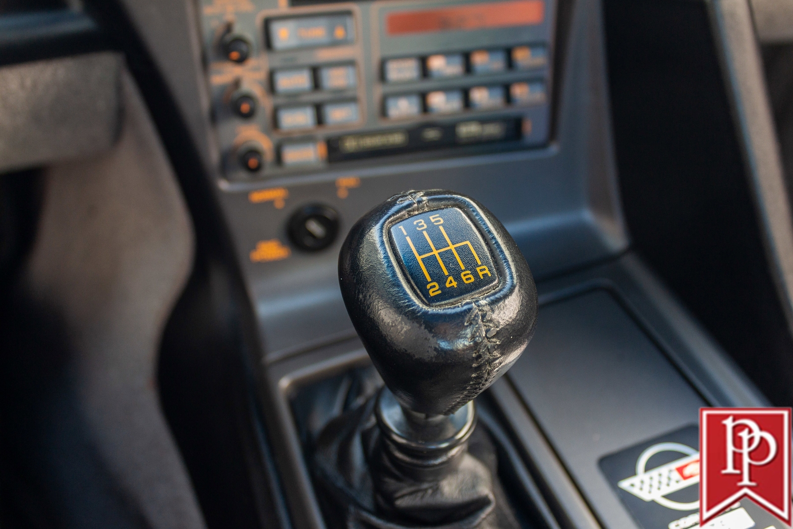 Chevrolet-Corvette-1990-Coupe-24