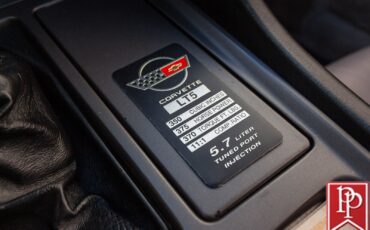 Chevrolet-Corvette-1990-Coupe-25