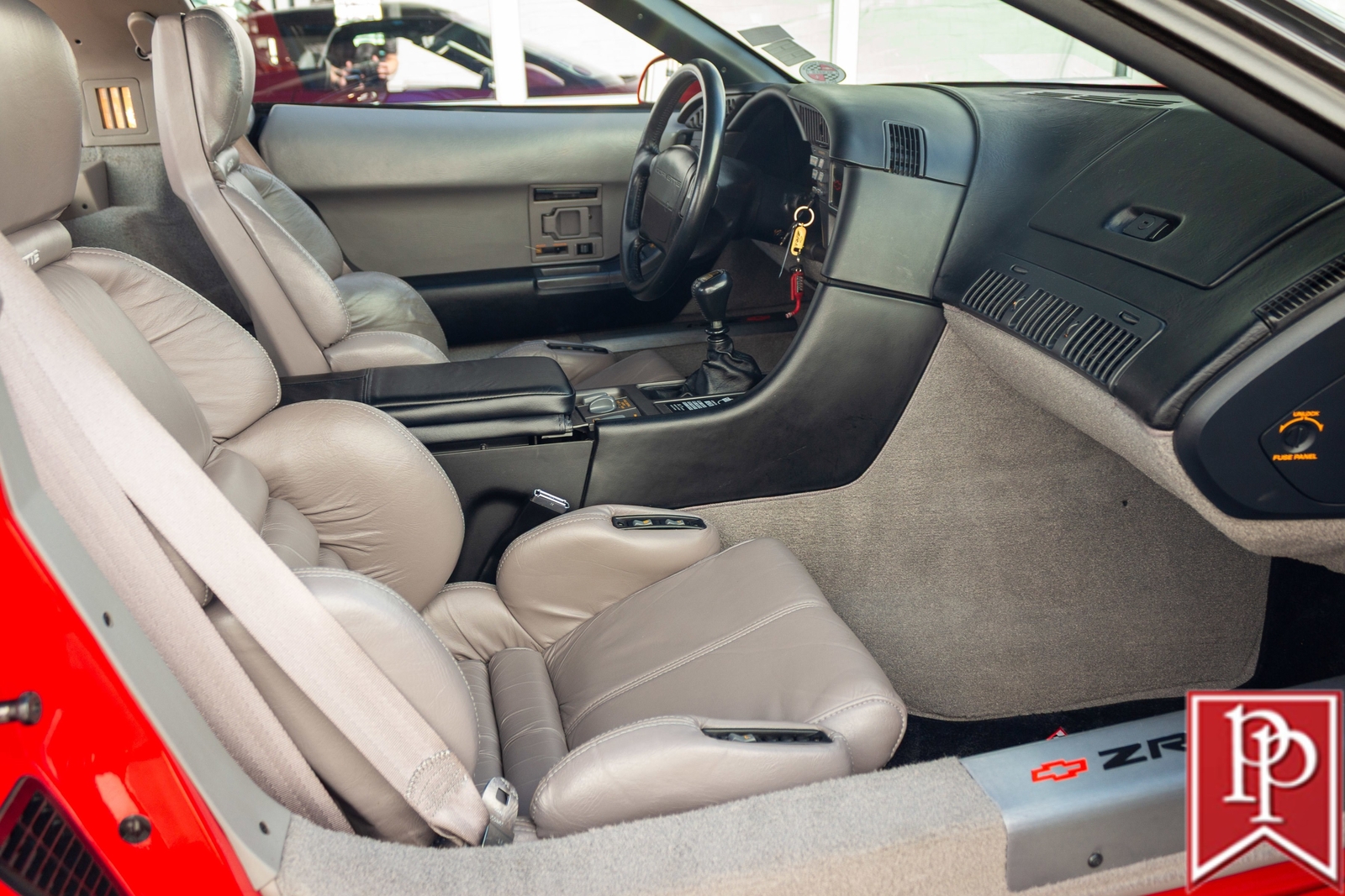 Chevrolet-Corvette-1990-Coupe-31