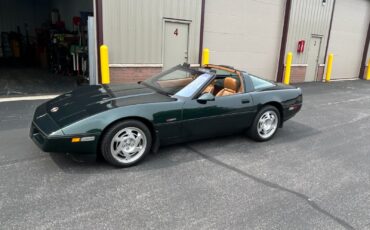 Chevrolet-Corvette-1990-Hatchback-7