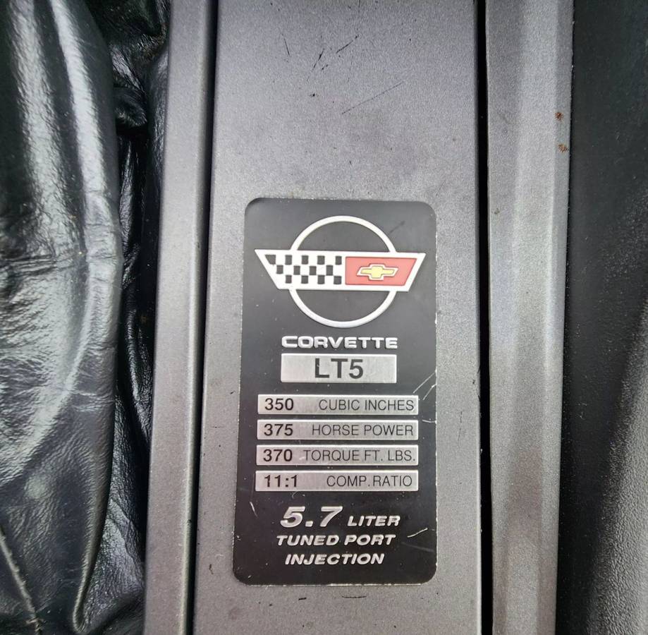 Chevrolet-Corvette-1990-red-17