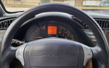 Chevrolet-Corvette-1990-red-23