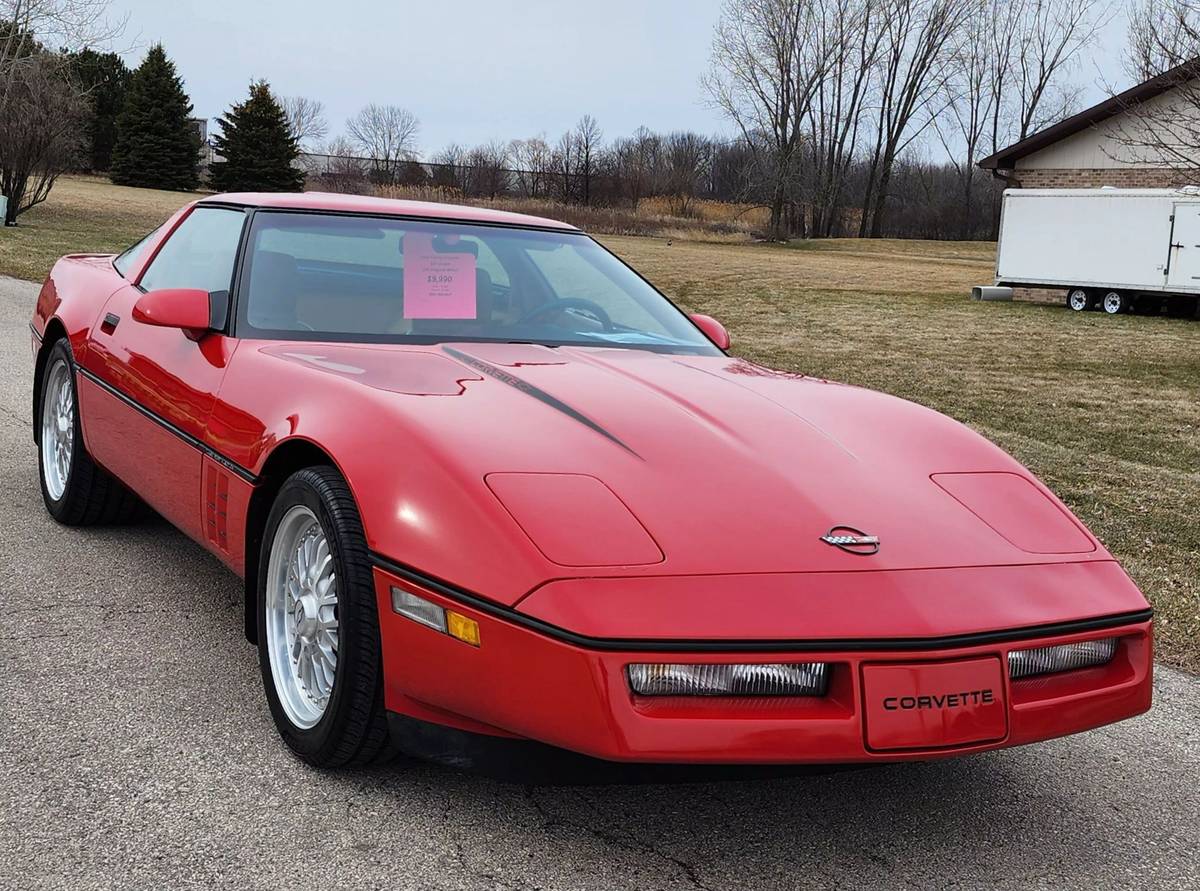 Chevrolet-Corvette-1990-red-4