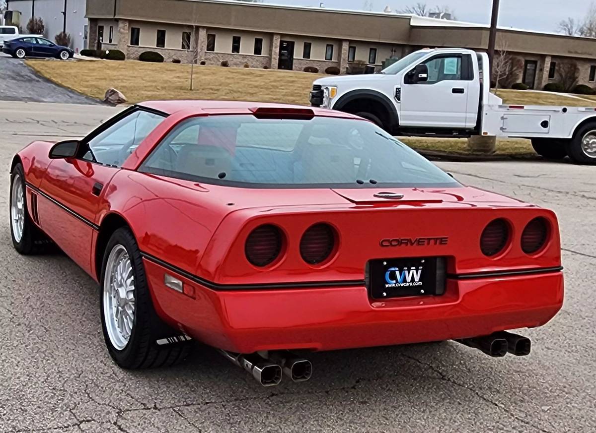 Chevrolet-Corvette-1990-red-9